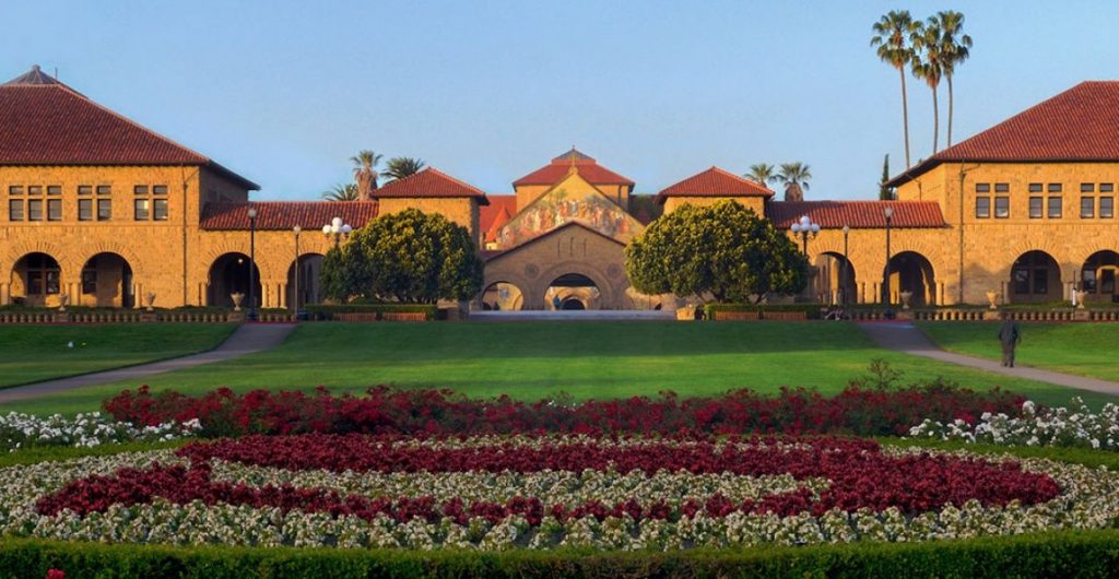Nestled in Silicon Valley, the epicenter of technological progress, Stanford University is home to numerous prominent tech firms and startups, allowing students to translate their learning into real-world applications.