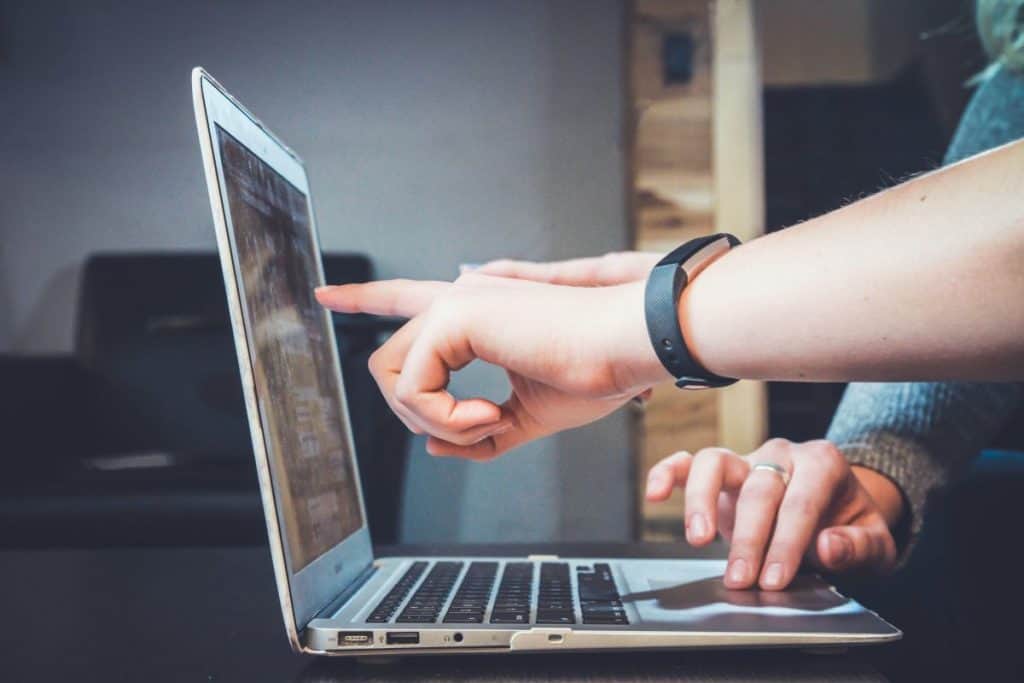 Top 15 Jobs That Can Be Replaced by AI in 2025